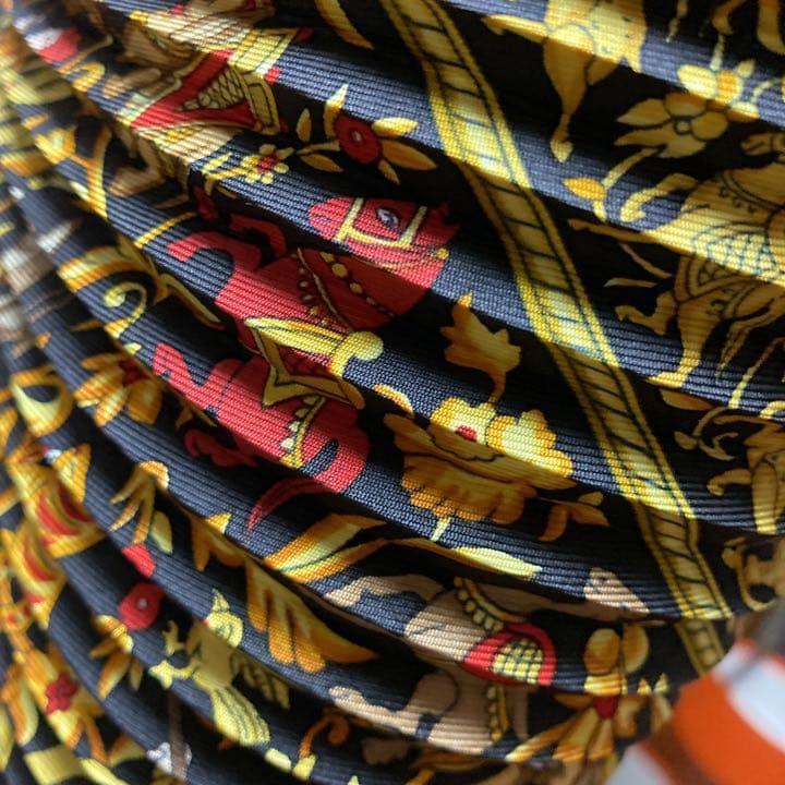 エルメス　美品　プリーツスカーフ