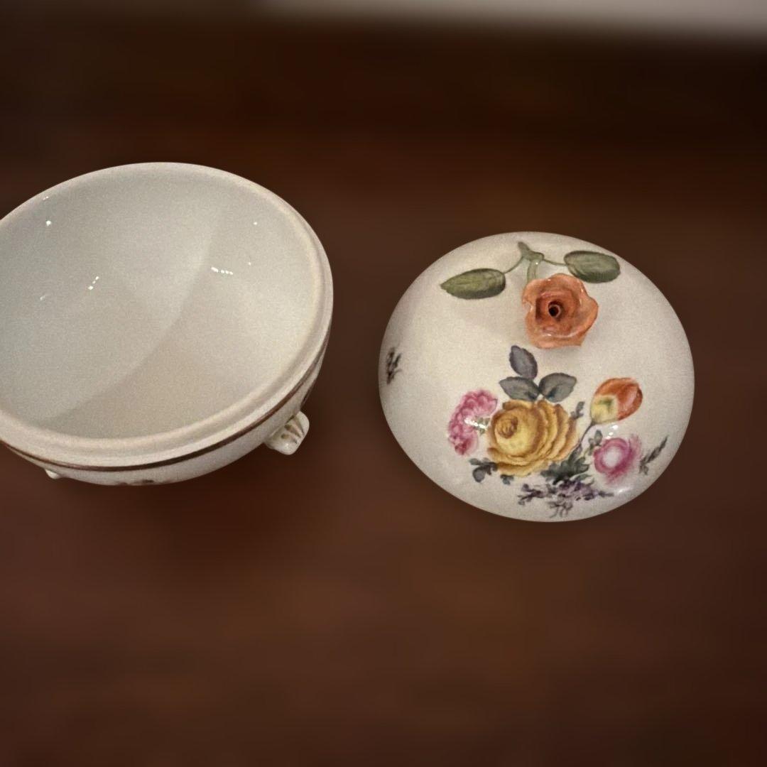 Herend 花柄陶器製菓子入れ