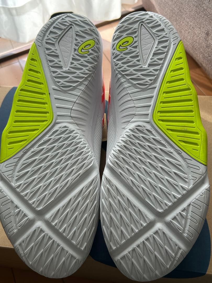 新品⭐︎ASICS バスケットボールシューズ UNPRE ARS2 30cm