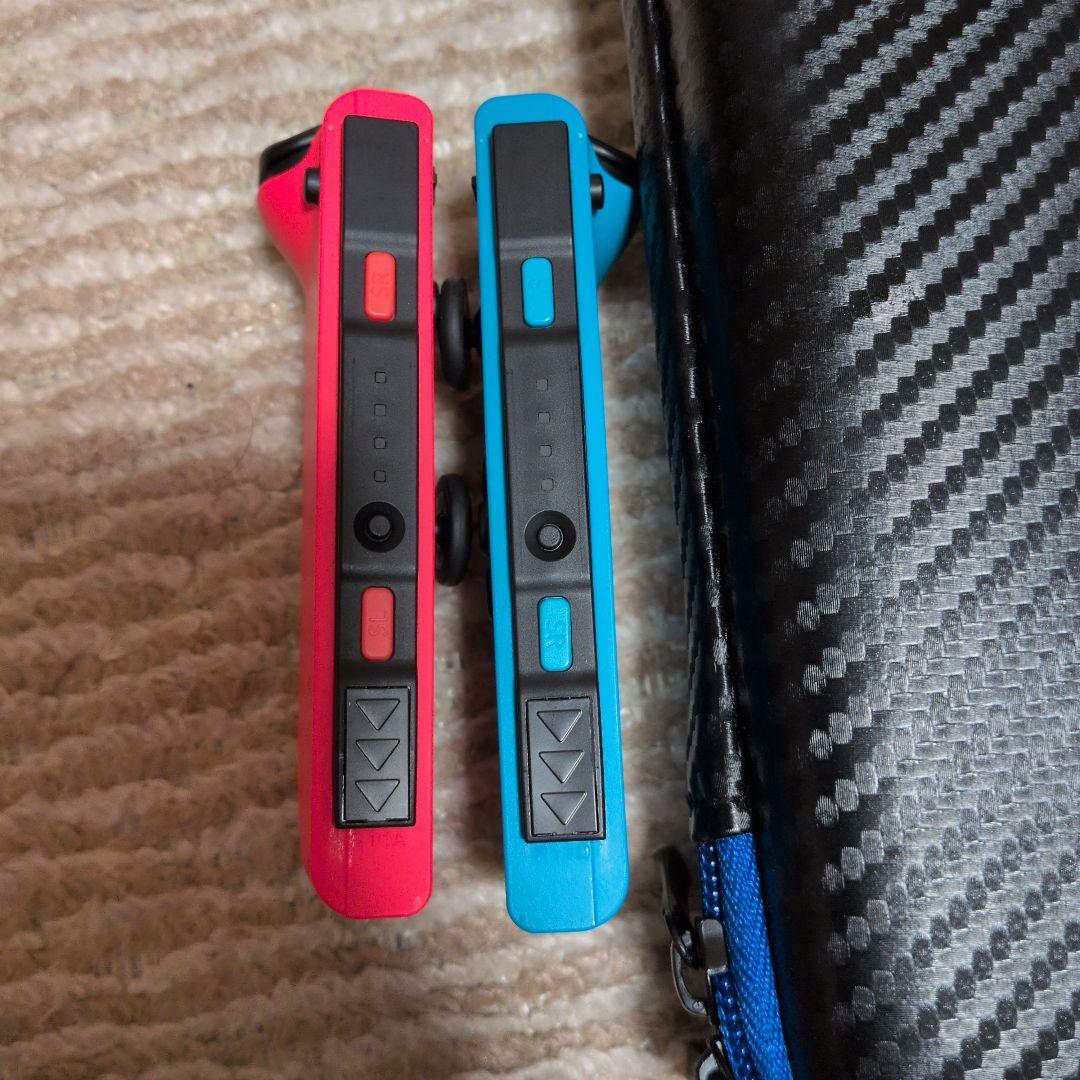 Nintendo Switch 本体 ネオン ケース付+GS4ソフト、攻略本