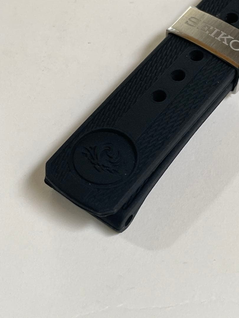 《極美品》SEIKO PROSPEX 純正シリコンラバーベルト 純正バネ棒付き