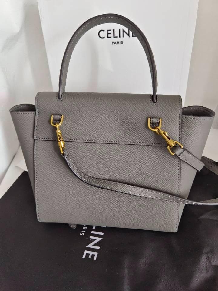 美品 C﻿E﻿L﻿I﻿N﻿E グレー ショルダーバッグ