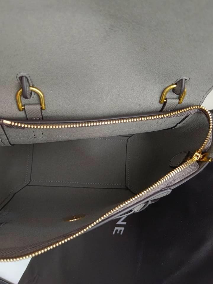 美品 C﻿E﻿L﻿I﻿N﻿E グレー ショルダーバッグ