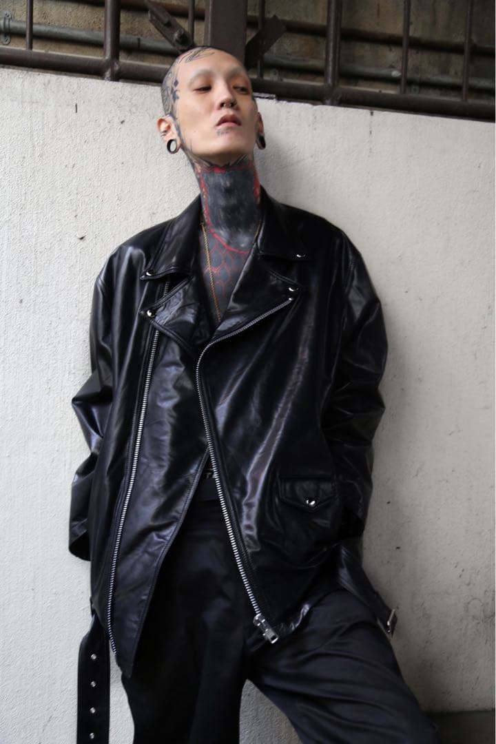 マダラニンゲンOVERSIZED LEATHER BIKERS JKT