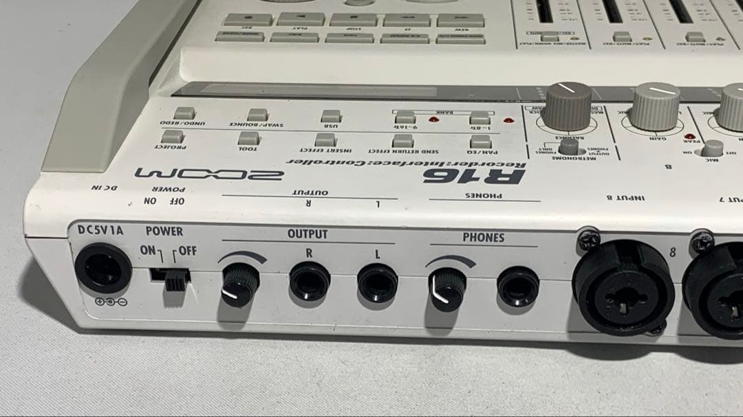 ZOOM R16 MTR マルチトラックレコーダー