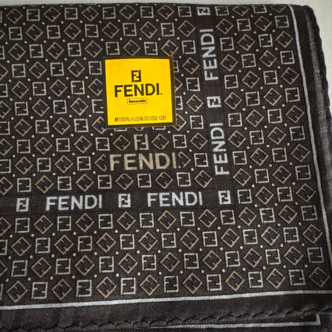 FENDI ハンカチ　⑤枚　ロゴデザイン　綿100% フェンディ