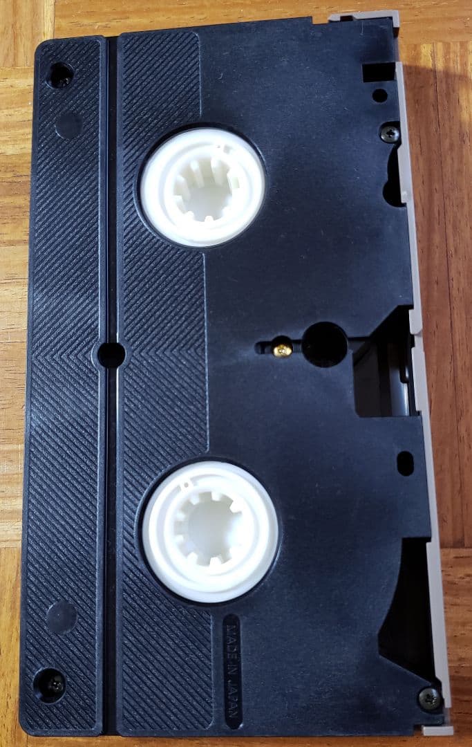 チェッカーズ　7×10　VHS