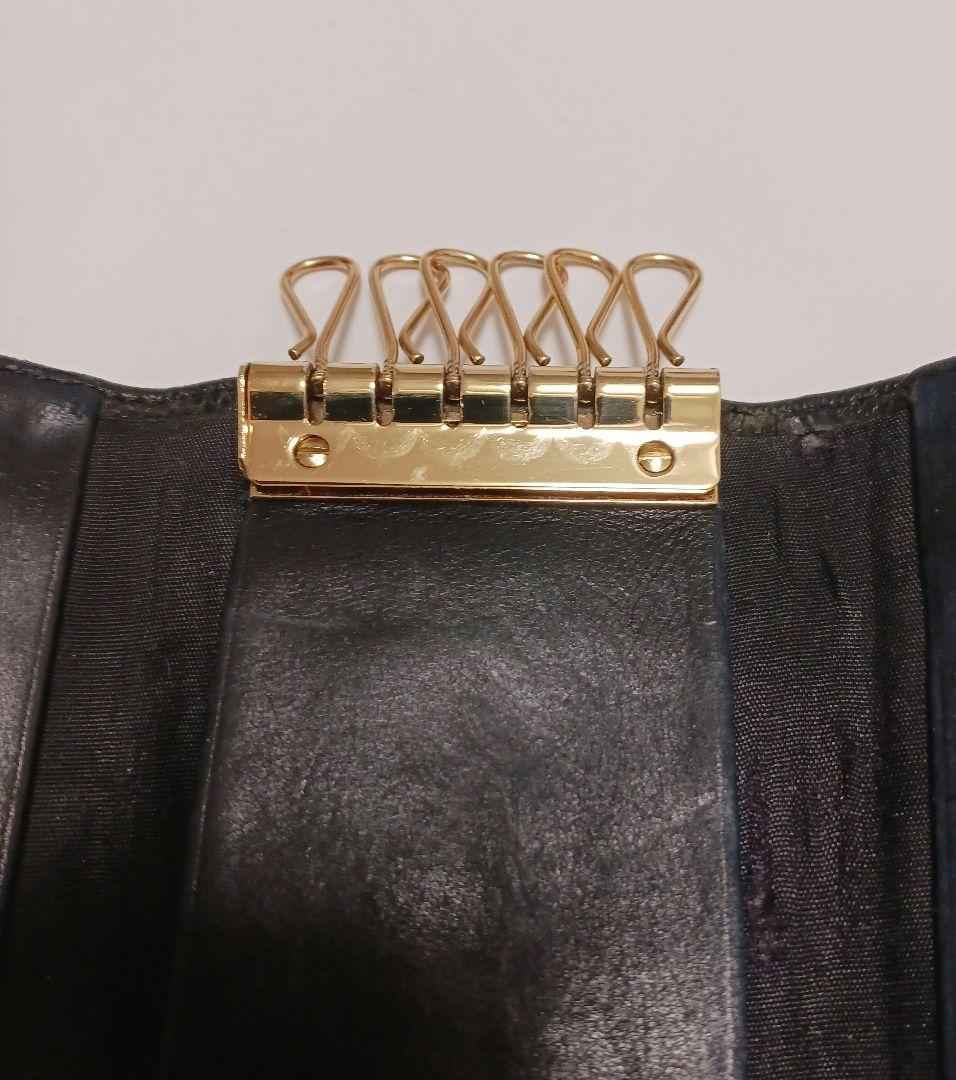 CHANEL　キーケース　キャビアスキン　黒　ブラック　6連