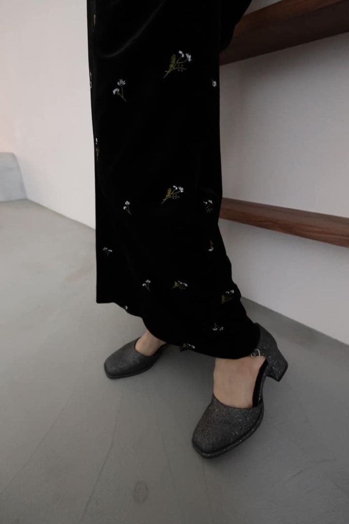 Kastane velour bell sleeve dress Oサイズ