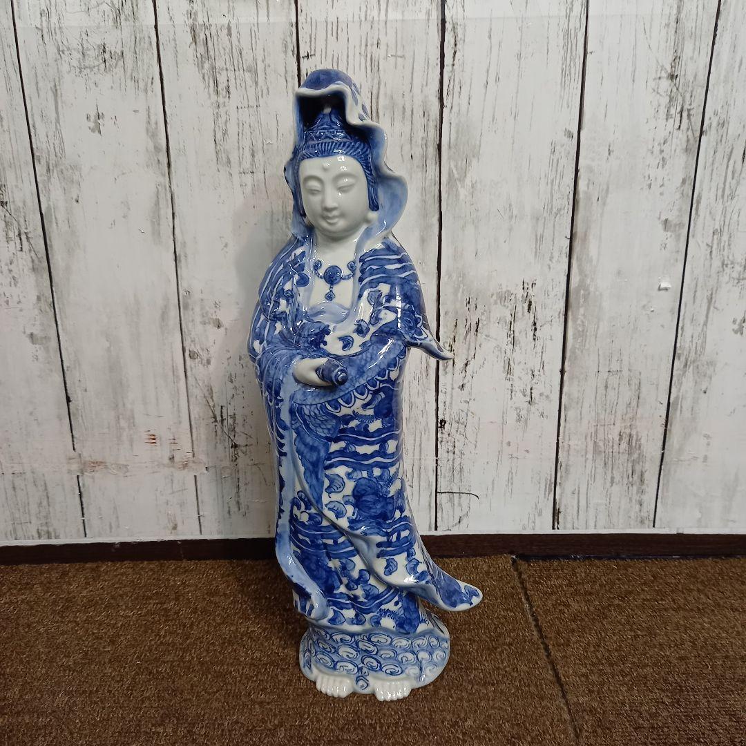 観音菩薩立像　九谷焼　染付　高さ35cm