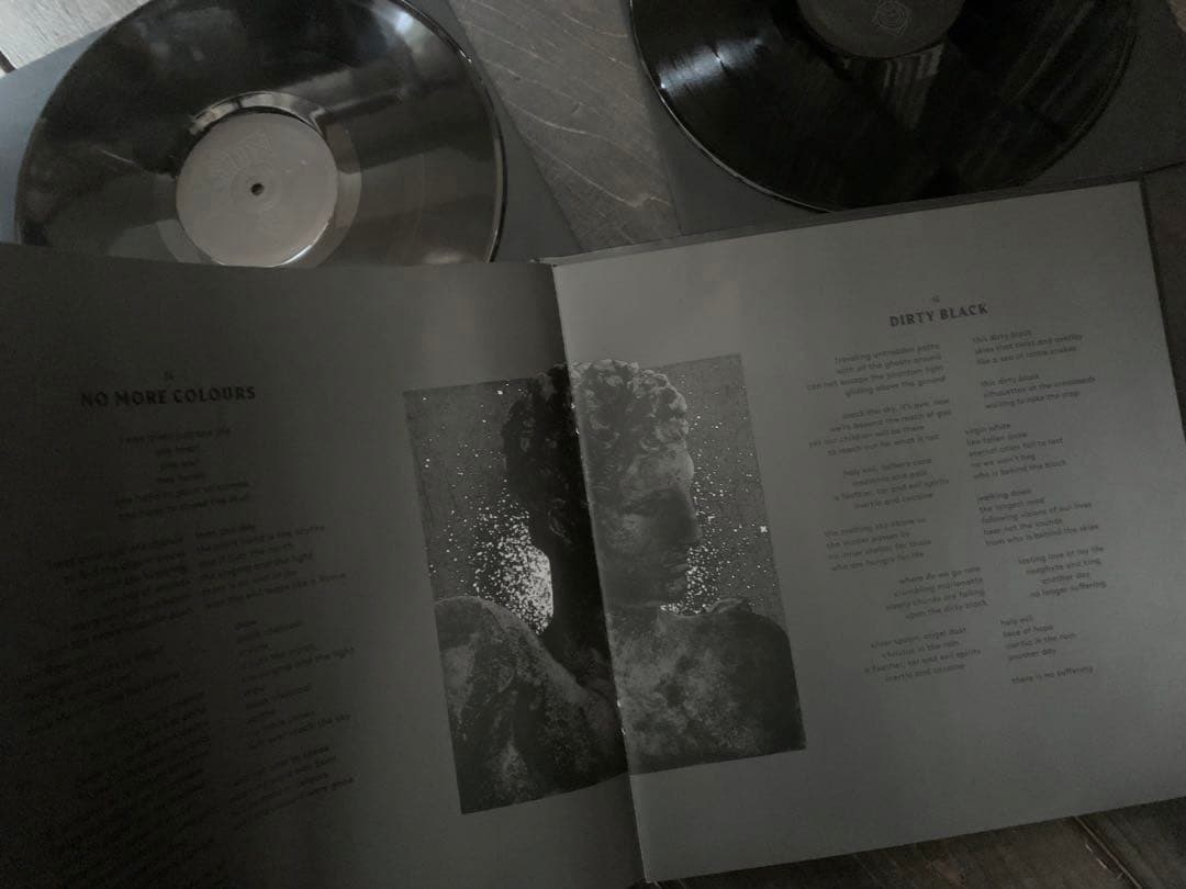 洋楽 SECRETS OF THE MOON - Sun