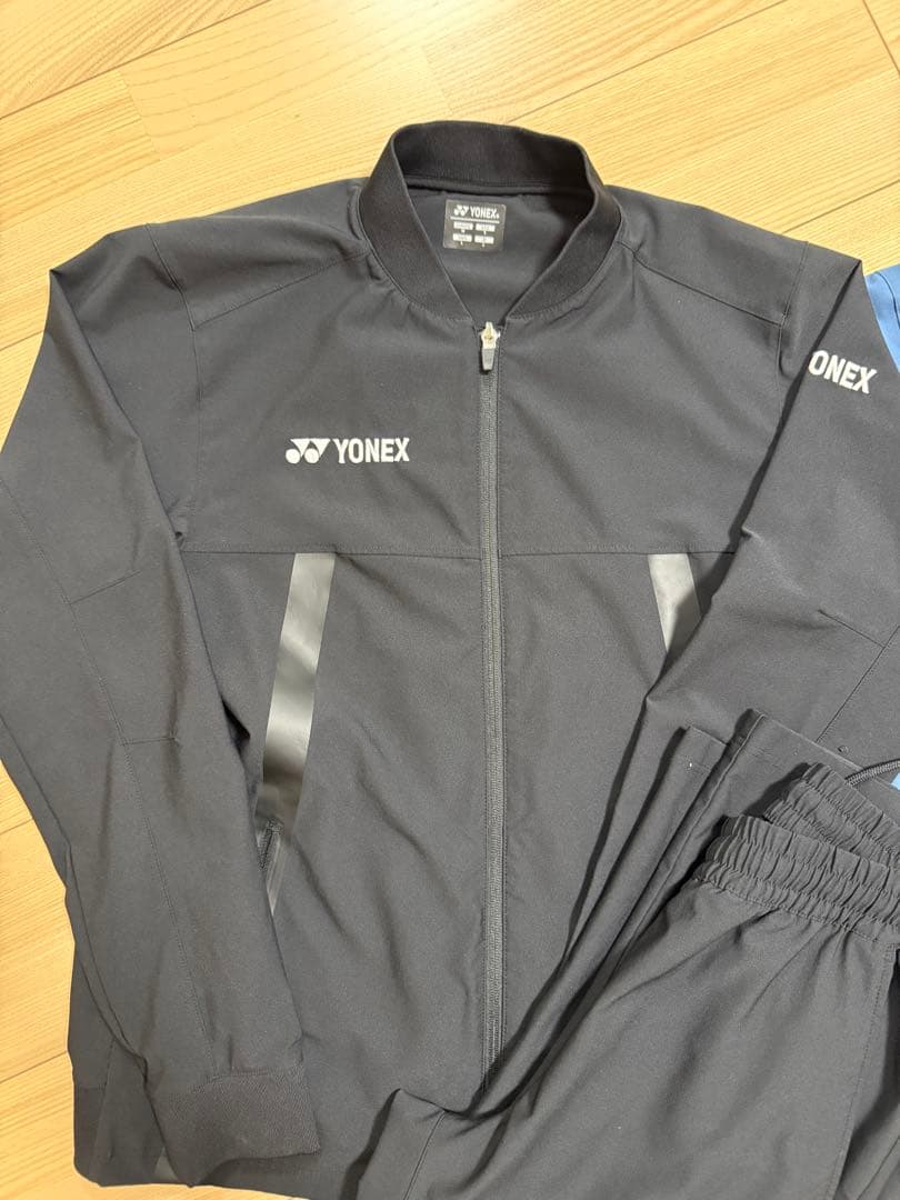 YONEX ウォームアップ 上下セット