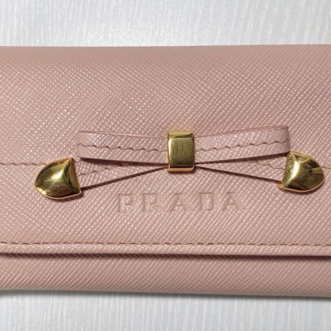 【未使用美品】PRADAプラダ6連キーケース ピンクベージュ サフィアーノレザー