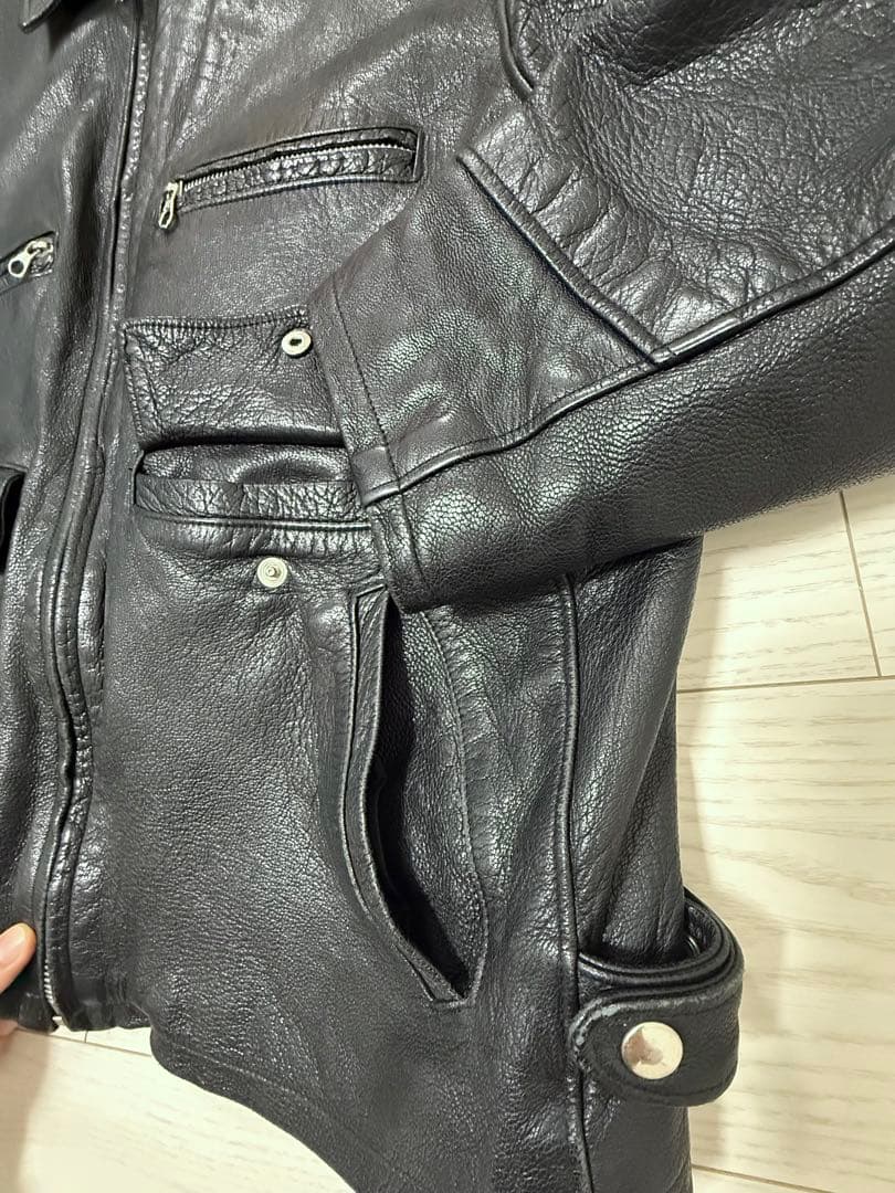 【Louis Féraud】ユーロレザー ショートブルゾン