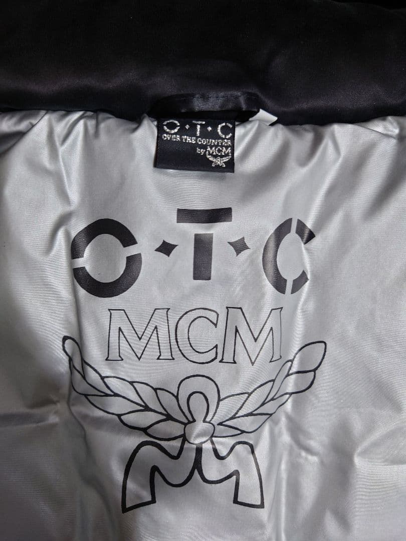 【美品・未使用】OTC MCM ダウンベスト 黒 S シルク 羽毛