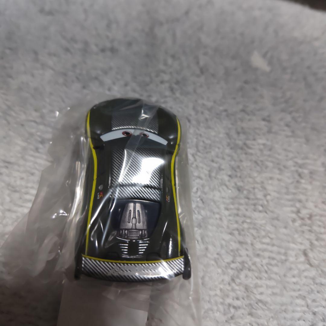 【レア】廃盤品/カーズ/トミカ/ルイス・ハミルトン/カーボンレーサータイプ