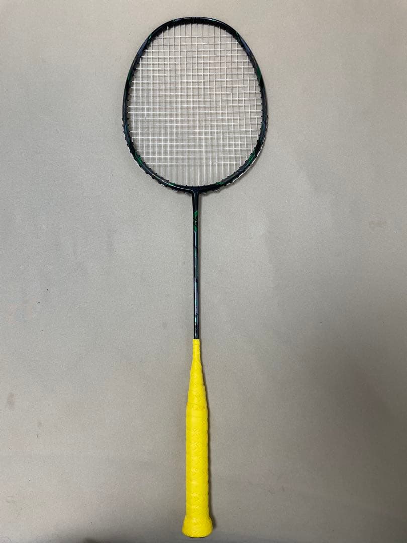 ラケット GOSEN GRAVITAS 9.5 SX
