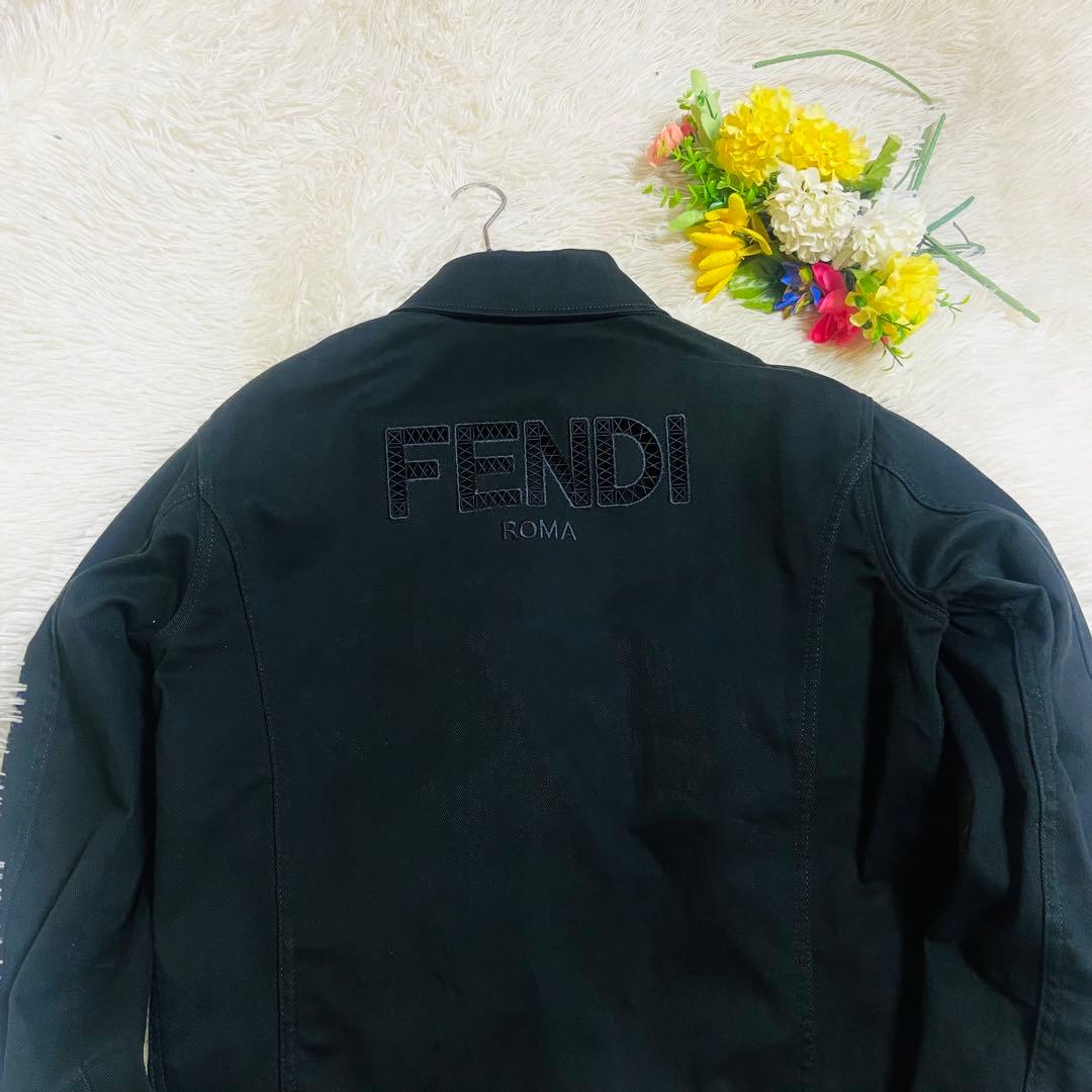 FENDI✨フェンディ✨厚手✨ジャケット✨襟大きめ✨ロゴ✨長袖✨メンズ✨ブルゾン