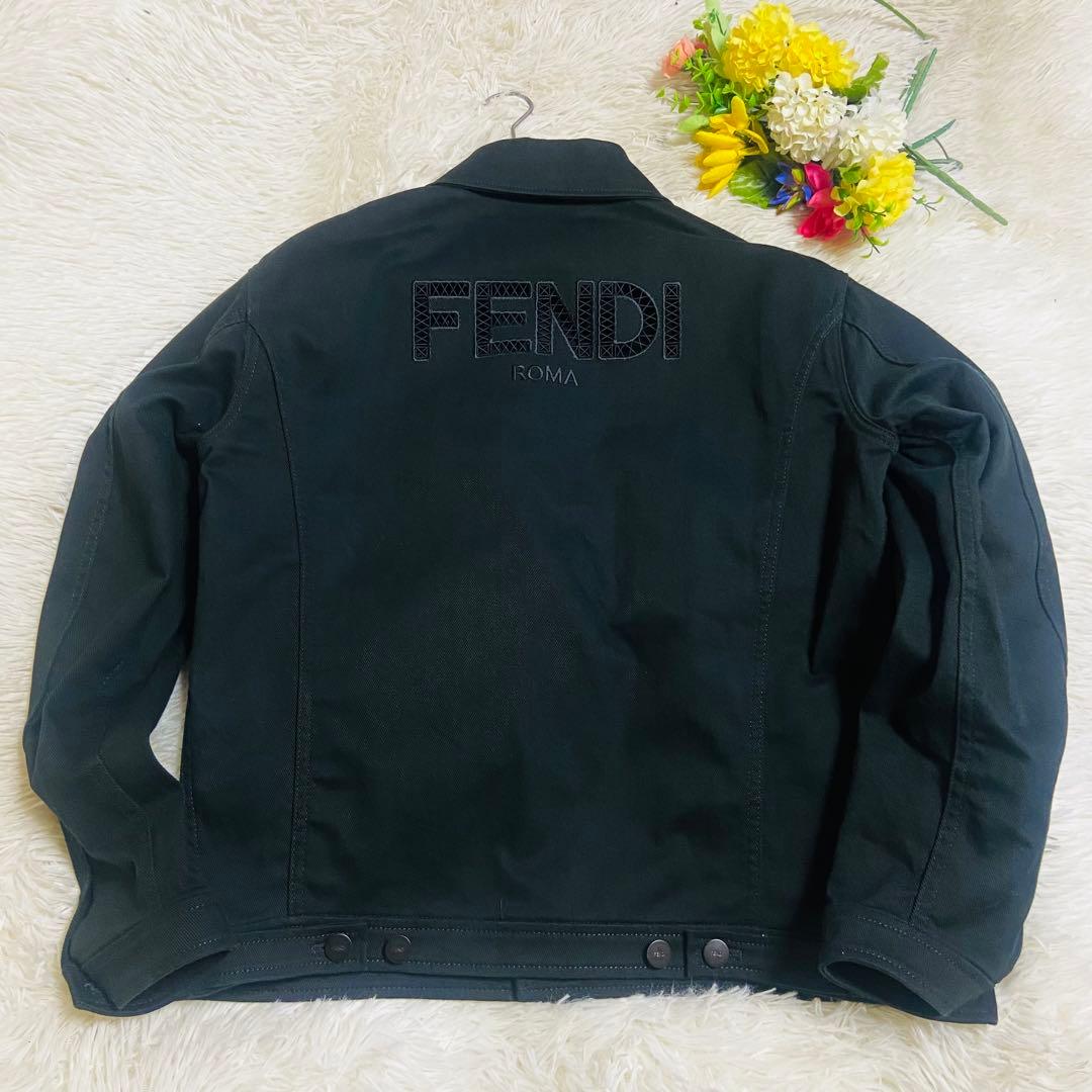 FENDI✨フェンディ✨厚手✨ジャケット✨襟大きめ✨ロゴ✨長袖✨メンズ✨ブルゾン