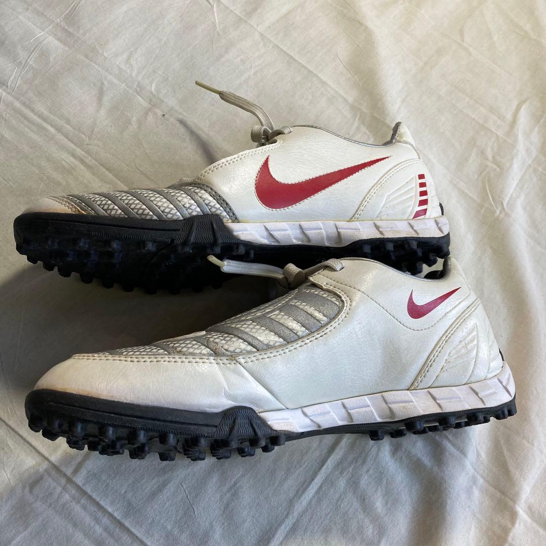 ナイキ　NIKE total90 トレーニングシューズ　テック系　ナード
