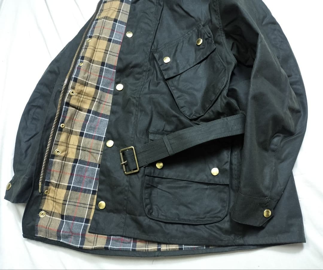 ほぼ新品　Barbour international　original c36