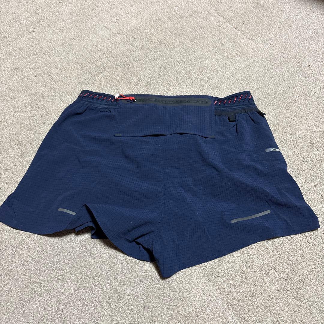 Asics RUNスプリットショーツ