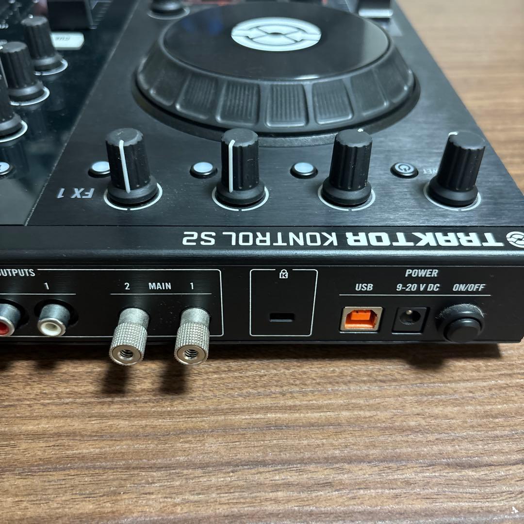 【美品】TRAKTOR s2 DJコントローラー