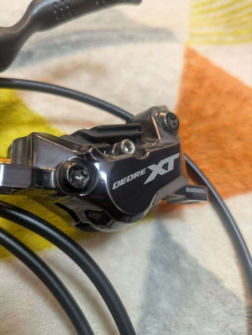 DEORE XT & SAINT 4ピストン