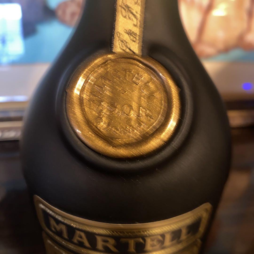 Y*L様 マーテル　VSOP メダイヨン　700ml 未開封