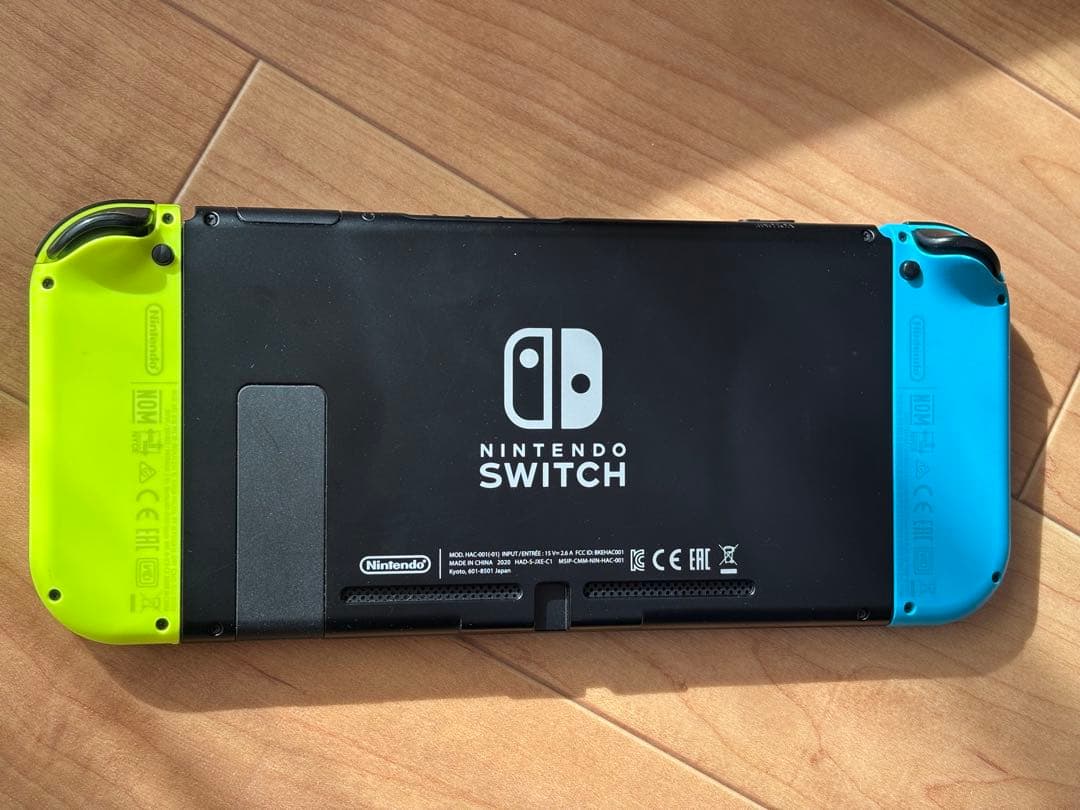 Nintendo Switch 本体 Joy-Con充電グリップ SD セット