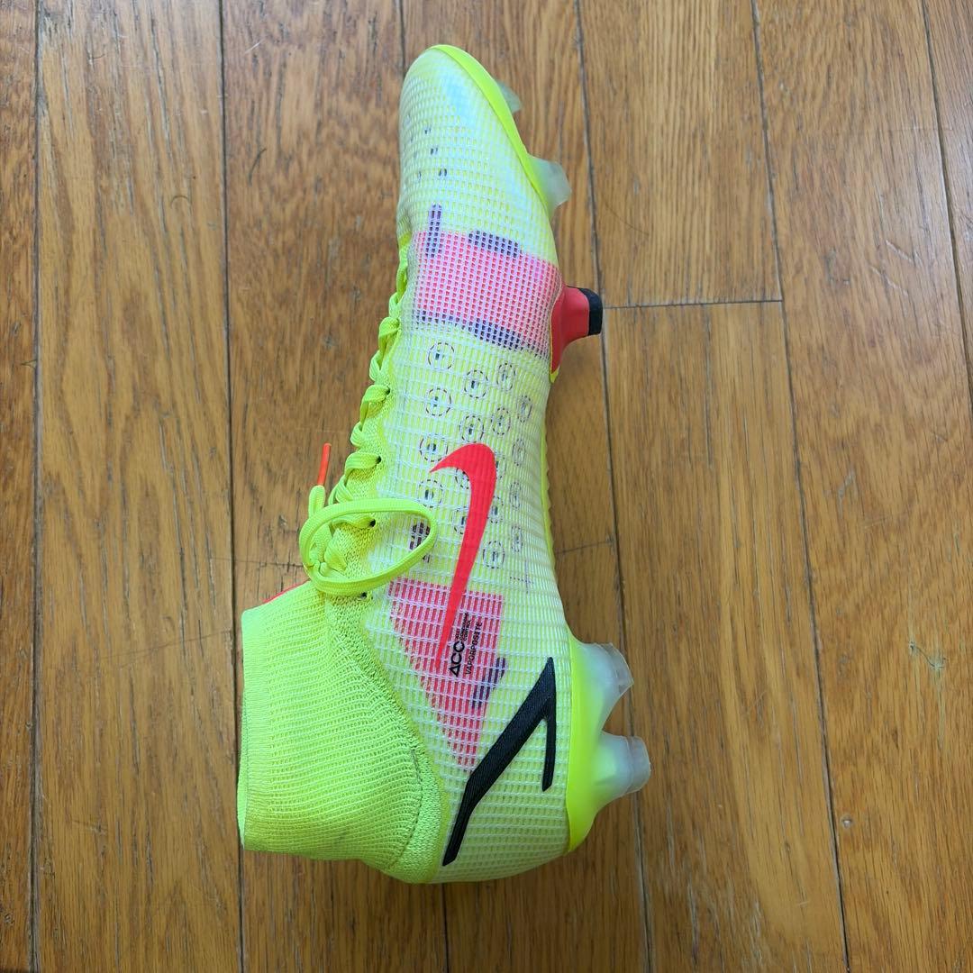 ナイキ サッカーシューズマーキュリアル スーパーフライエリート FG 天然芝