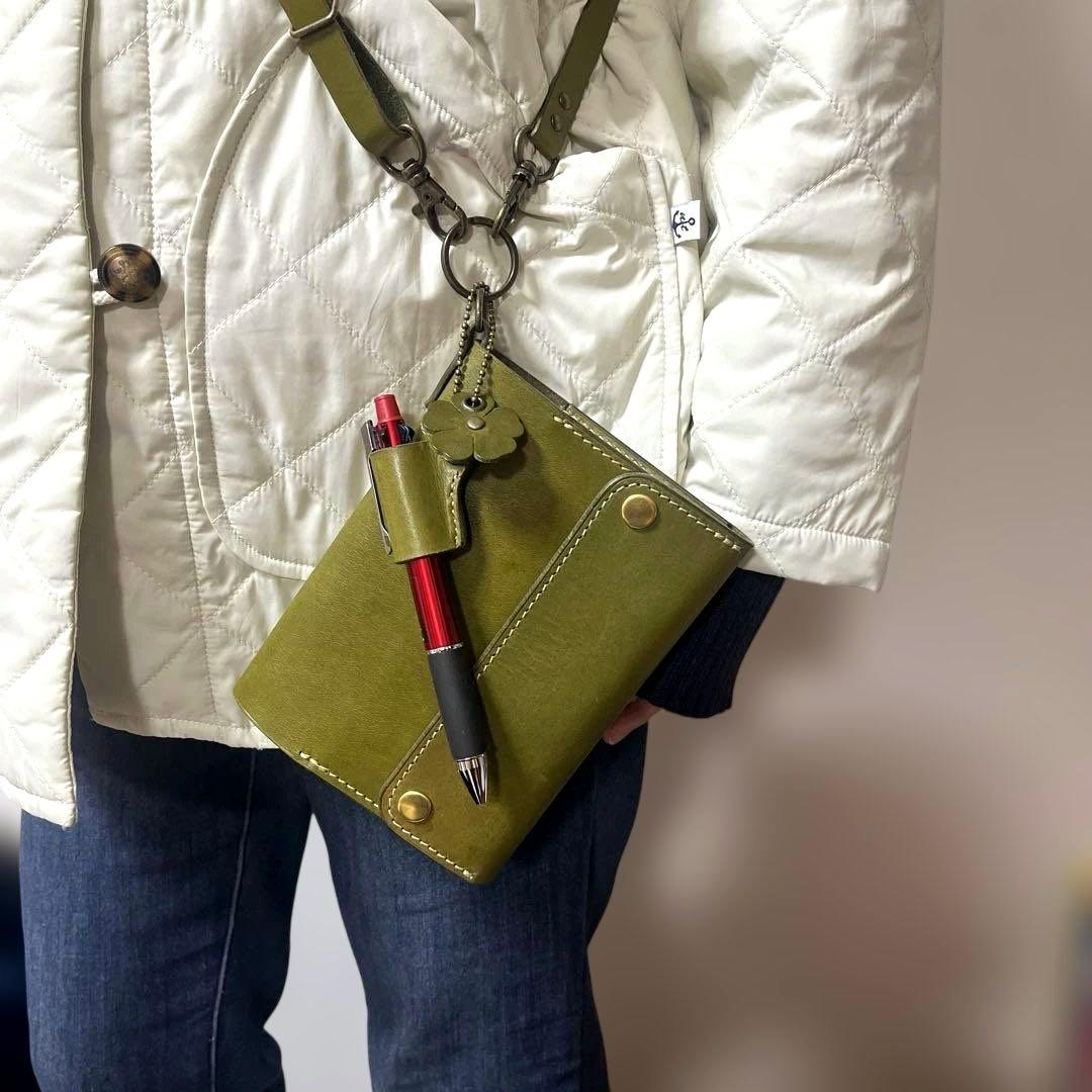 ほぼ日手帳 Ａ6サイズ 専用 レザーケース ショルダー紐 ペンホルダーチャーム