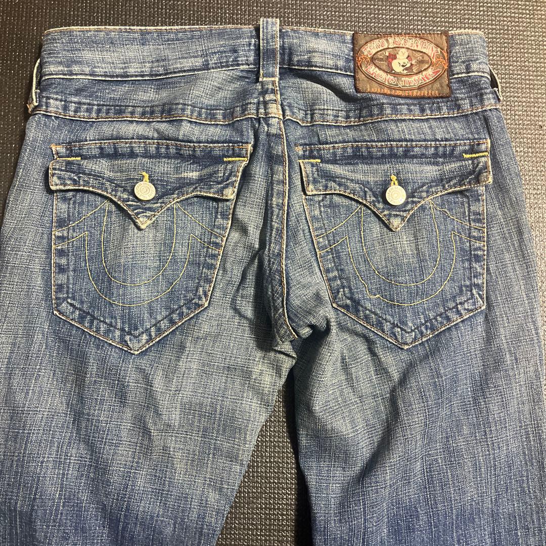 TRUE RELIGION ダメージ加工デニム