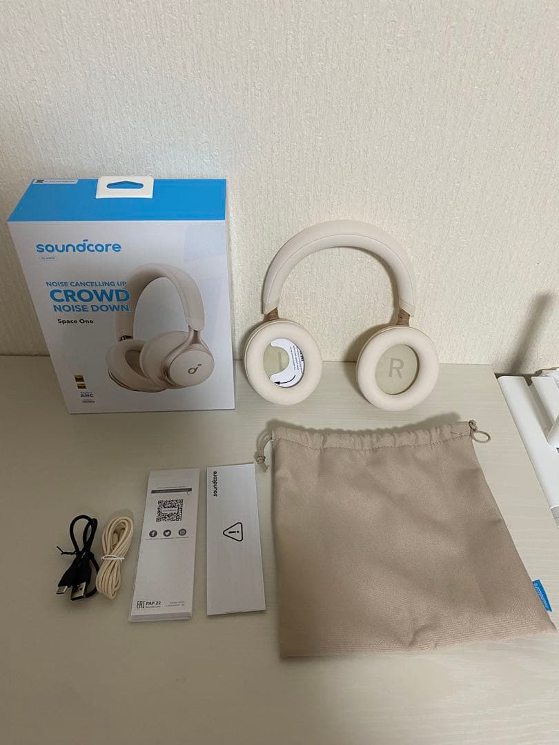 Anker soundcore spaceone ホワイト
