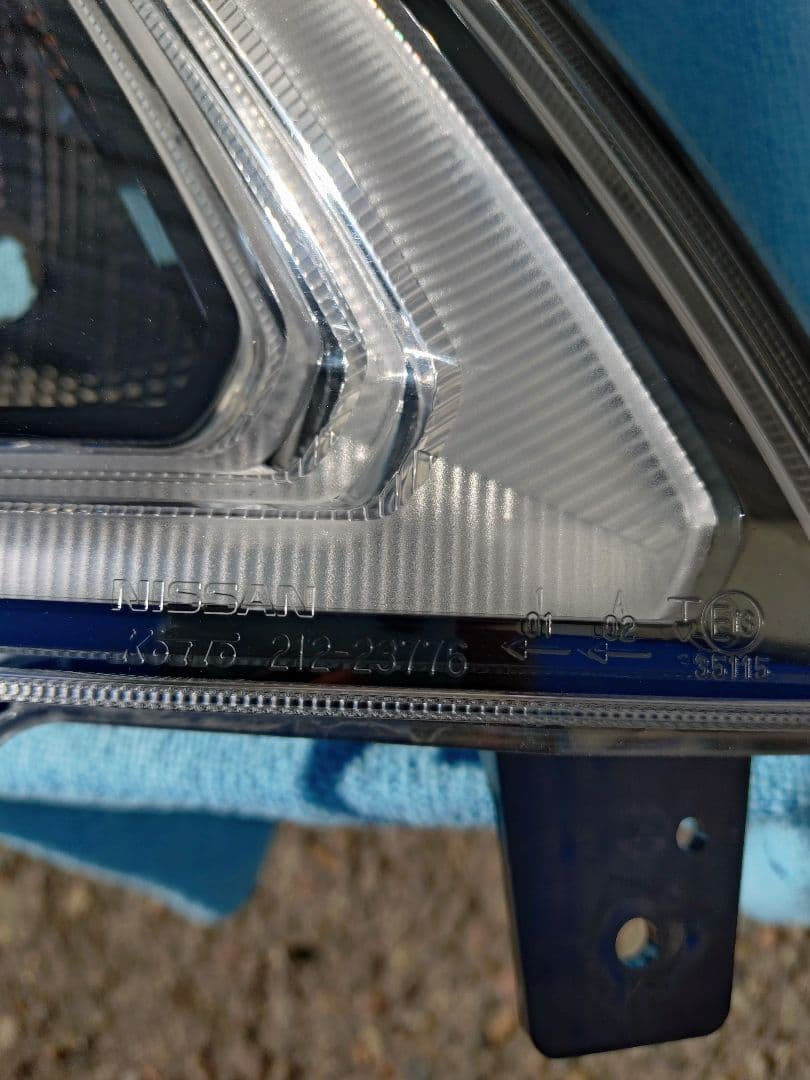 日産　ルークス　右Fr　コンビネーションランプボディ　中古