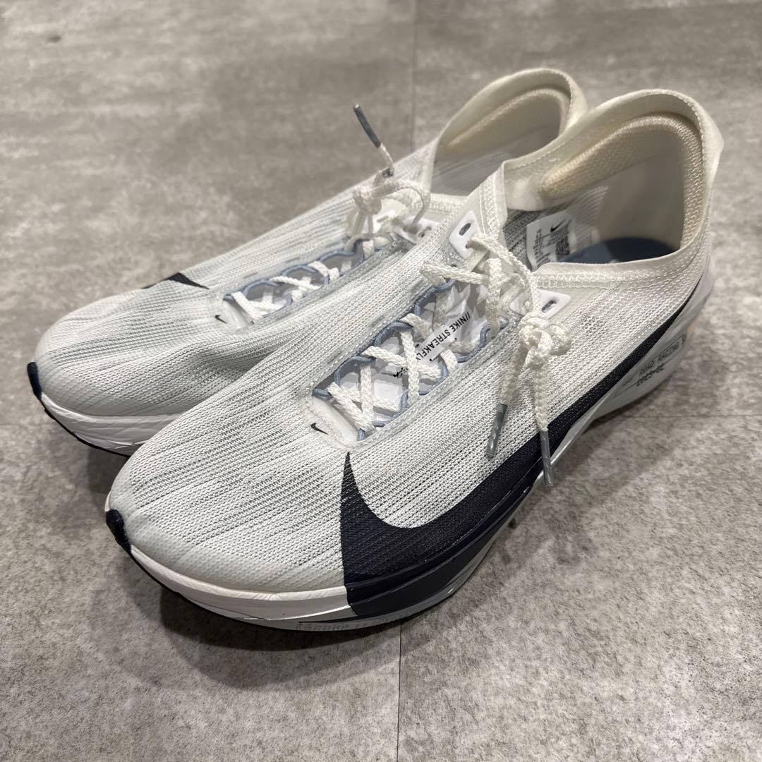 【新品・未使用】Nike Streakfly2 (27.5cm)
