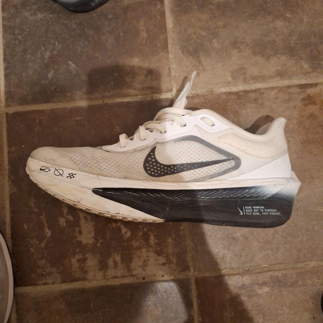 Nike Zoom Fly ホワイト/ブラック　27.5センチ