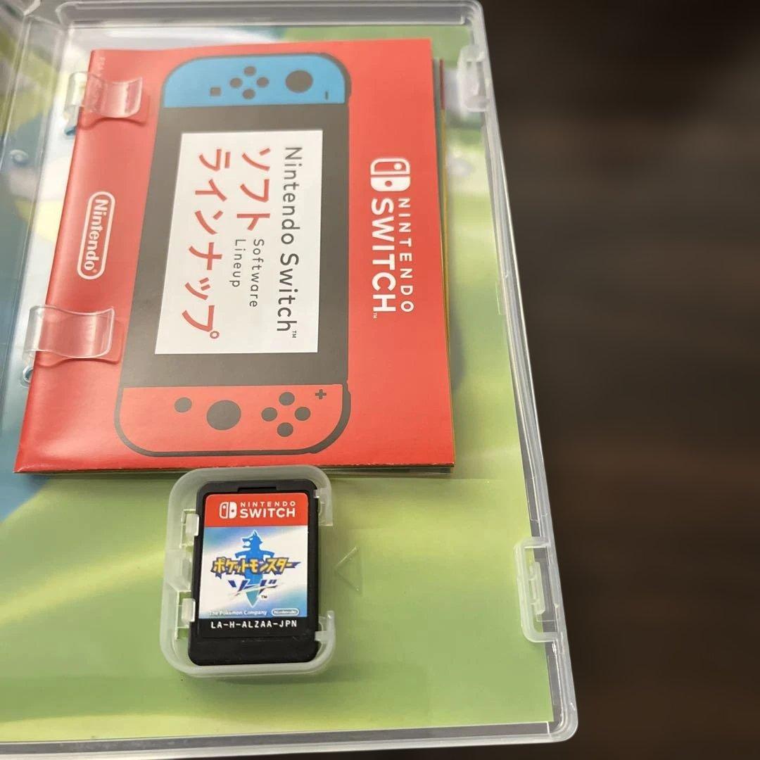 任天堂Switchソフト　ポケットモンスター　ソード　シールド　セット
