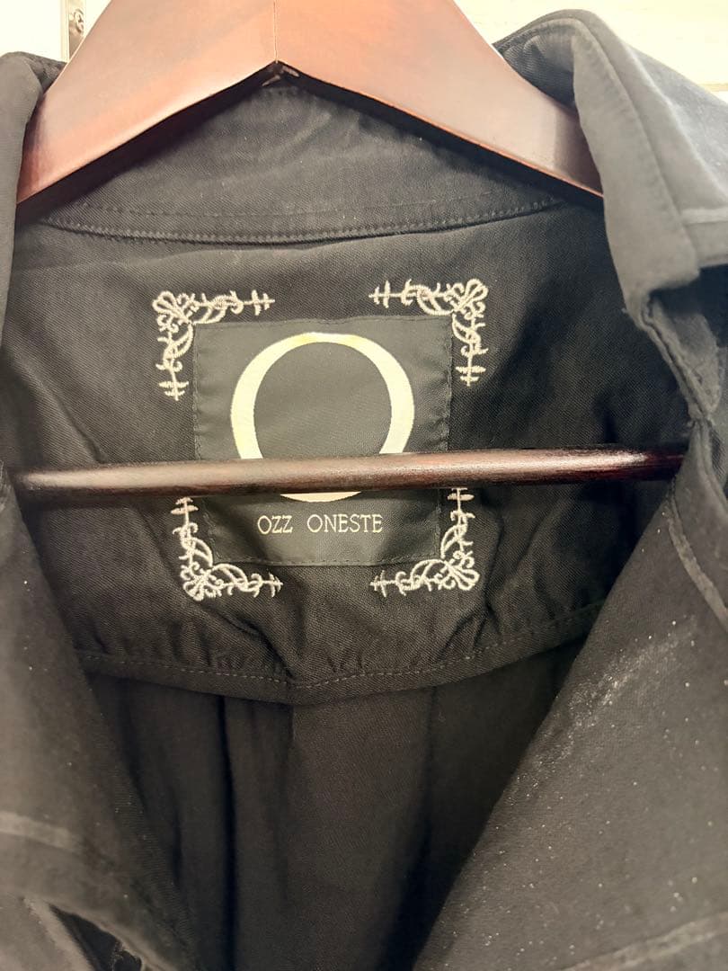 OZZ ONESTEブラック刺繍デザインジャケット