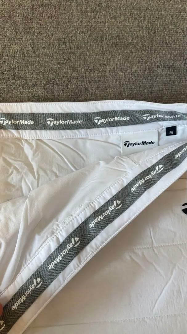 TaylorMade レディーススカート M ホワイトとレギンスセット