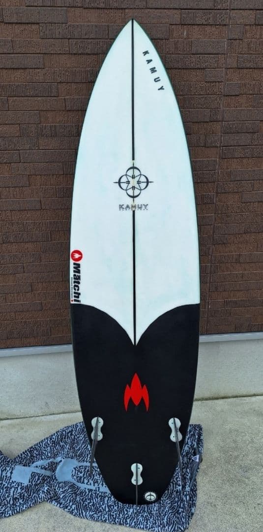 kamuy surfboards カムイサーフボード　人気モデル　ブラックナイツ