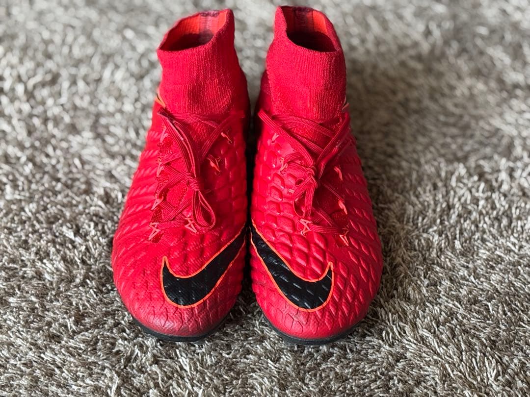 ナイキファントムヴェノム3 NIKE Hypervenom Phantom