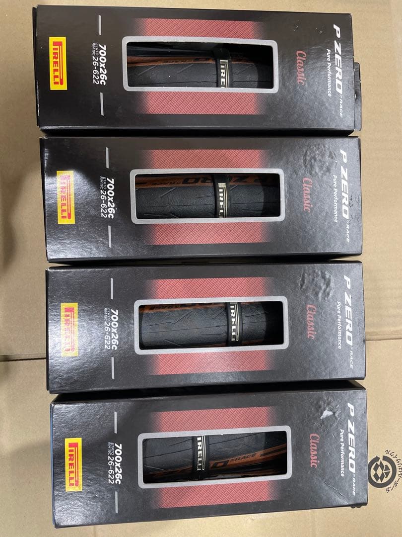 PirelliPZeroClassic700x26C チューブレスタイヤ4本