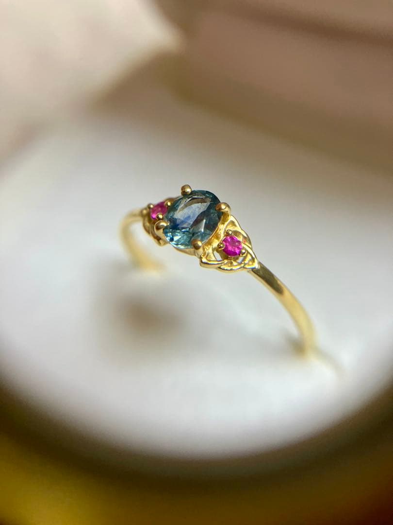 K18＊モンタナサファイア0.39ct.＆ピンクサファイアリング11号です