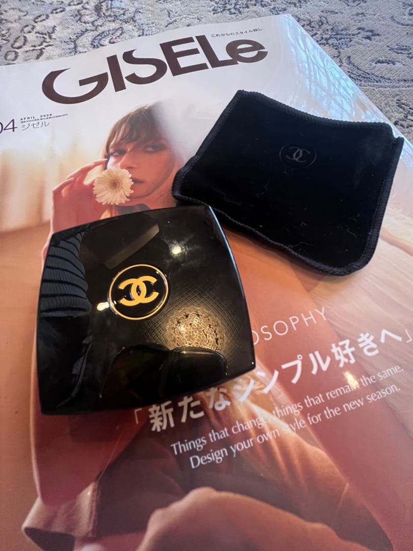 パープル系アイシャドウパレット 4色