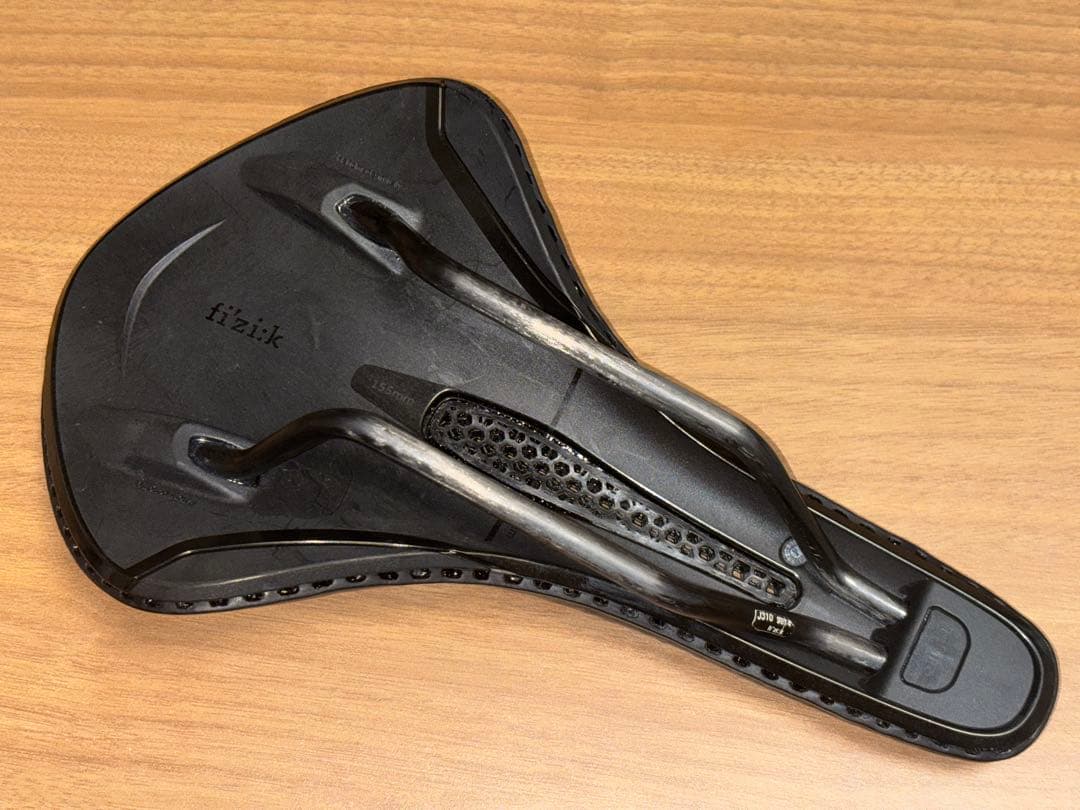 パーツ fizik TEMPO ALIANTE R1 ADAPTIVE 155mm