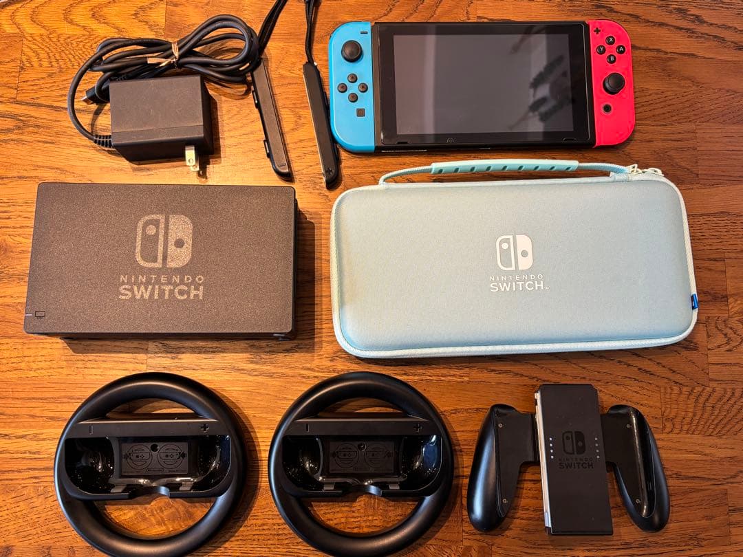 中古　Nintendo Switch 青/赤 本体　おまけ付き
