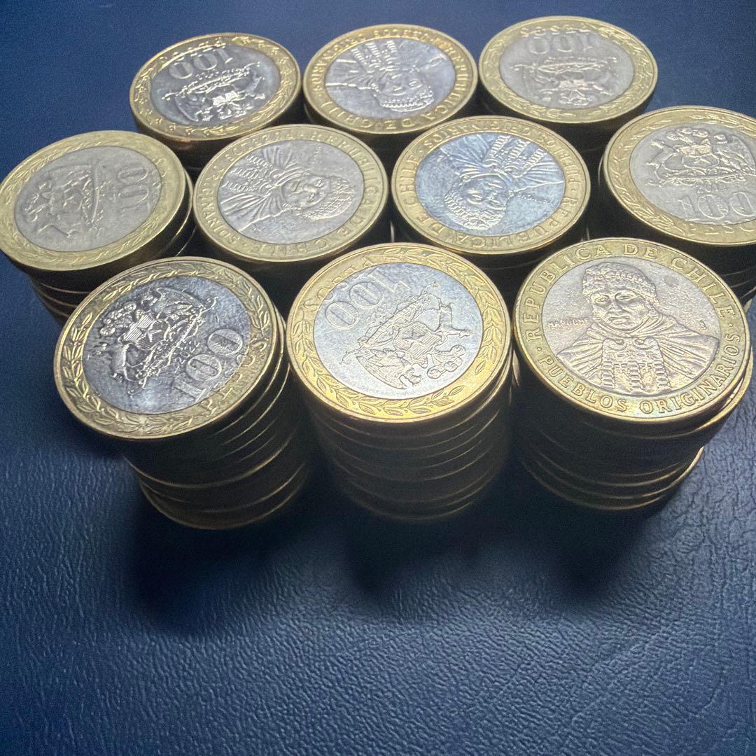 チリ　100ペソバイメタル硬貨まとめ100枚　外国旧硬貨