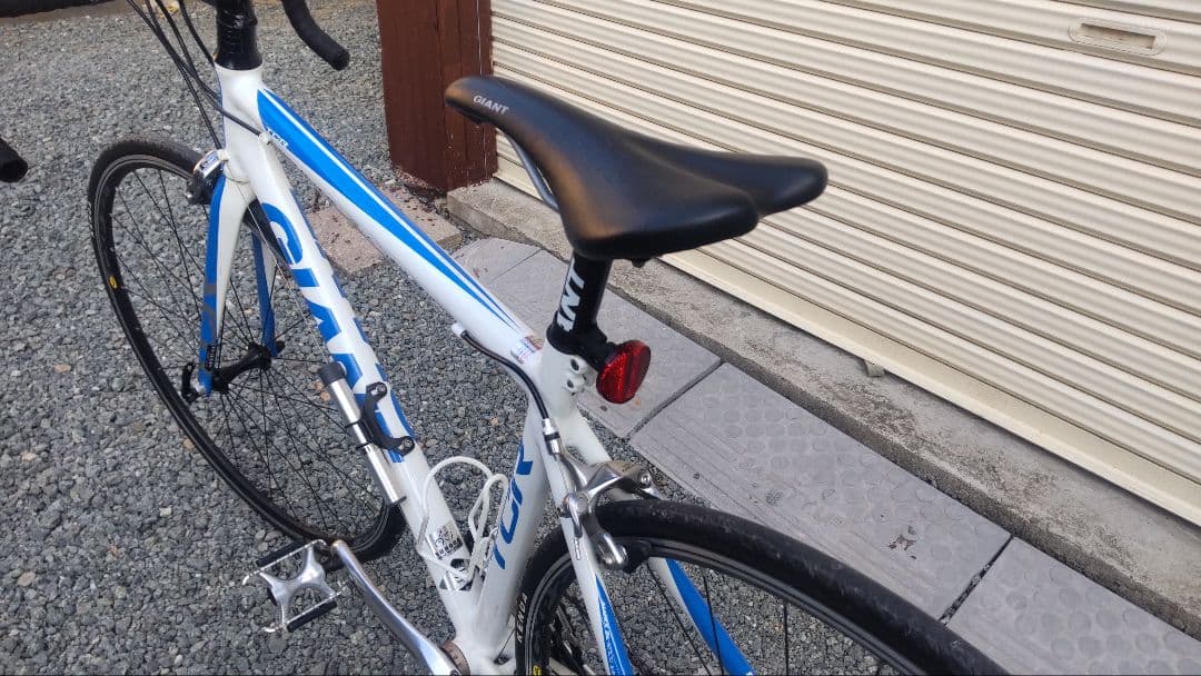 【引取限定　近隣配送可】Giant ロードバイク ホワイト・ブルー TCR