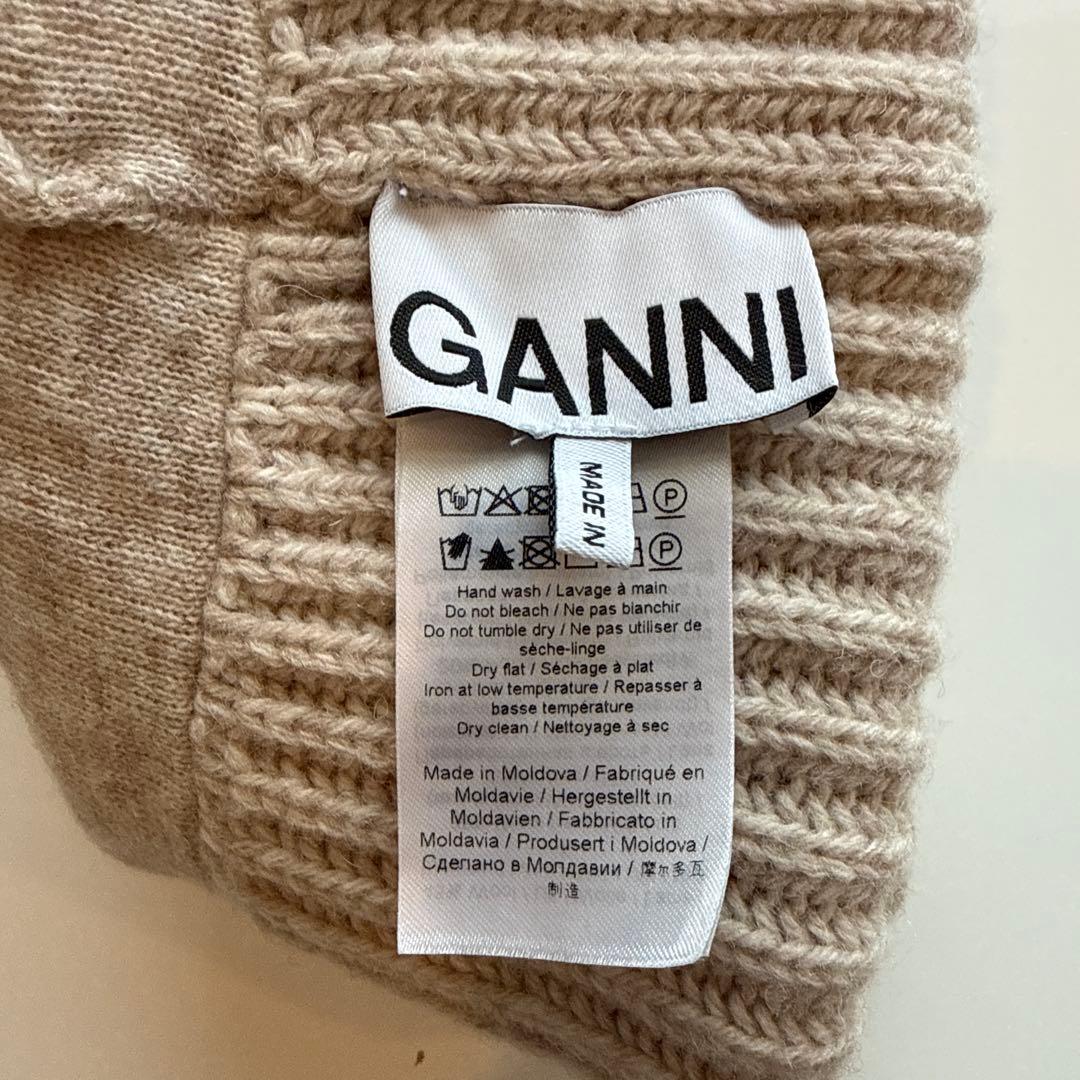 GANNI ベージュ ニット帽